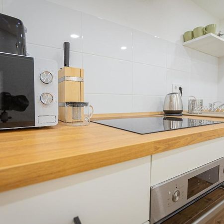 2 Bedroom Apartment In The Dob Street, Emerald Budapest Eksteriør billede
