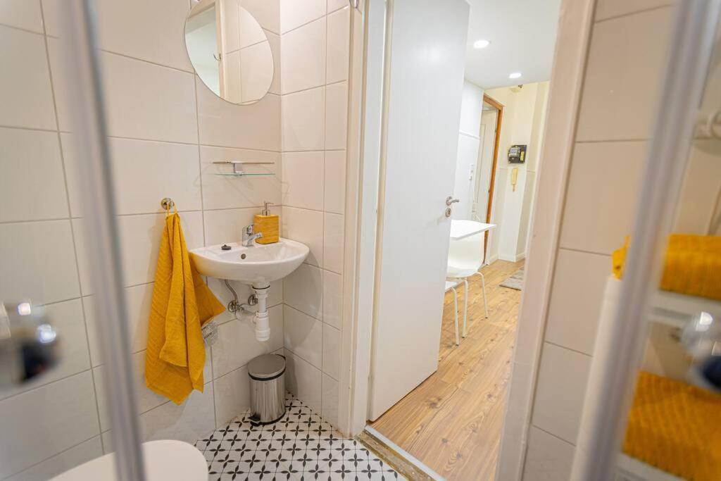 2 Bedroom Apartment In The Dob Street, Emerald Budapest Eksteriør billede