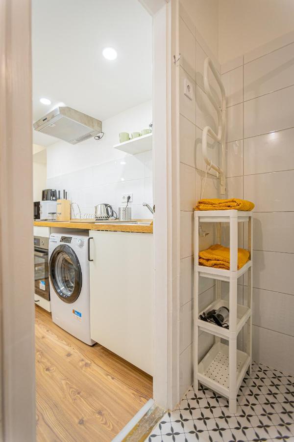 2 Bedroom Apartment In The Dob Street, Emerald Budapest Eksteriør billede